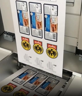 자동은 상표 인쇄기 320mm 매체 폭을 계산합니다