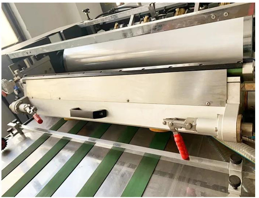 자동 760mm 포맷 라크링 머신 스팟 UV 코팅 머신