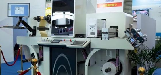 UV 피에조는 큐어링 디지털 라벨 에피치랑리-인핸싱 기계를 이끌었습니다