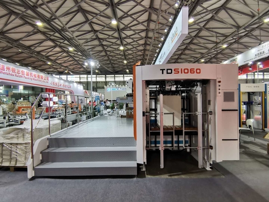 자동 포일 스탬핑 다이 컷 머신 7500s/h 46kw